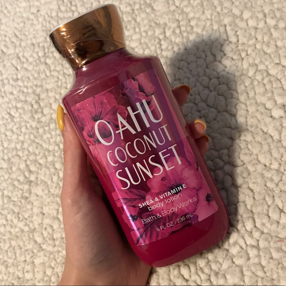 Bath & Body Works Oahu Coconut Sunset body lotion